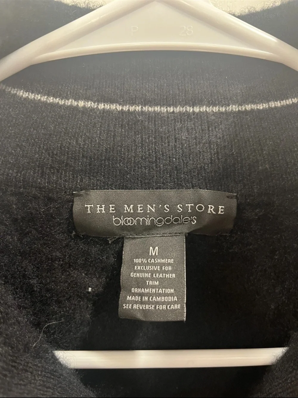 The Men’s Store Bloomingdale’s 100% Cashmere Quarter Zip Sweater Men’s Medium